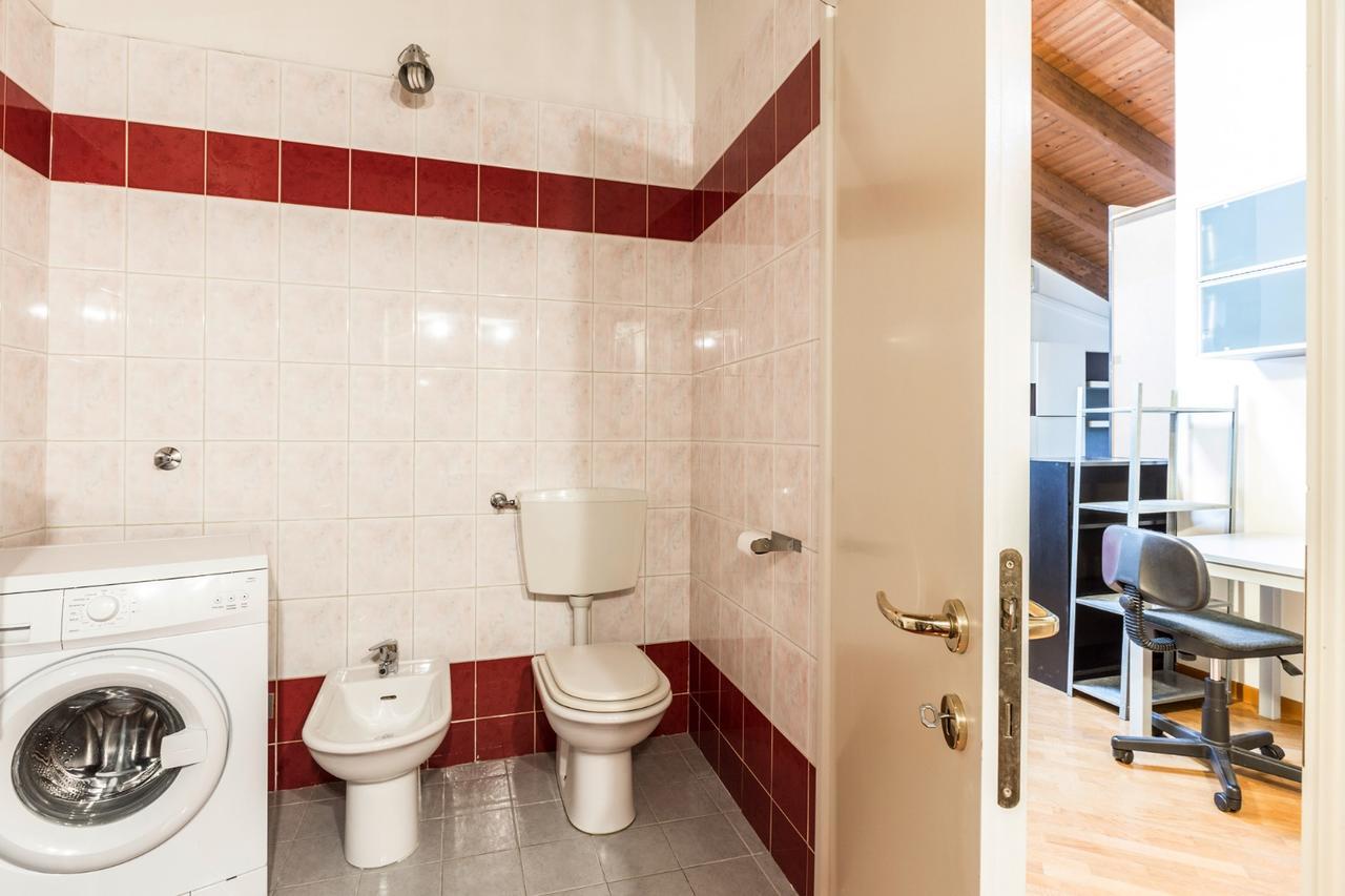 Emilia Levante 2, Bologna By Short Holidays Appartement Buitenkant foto